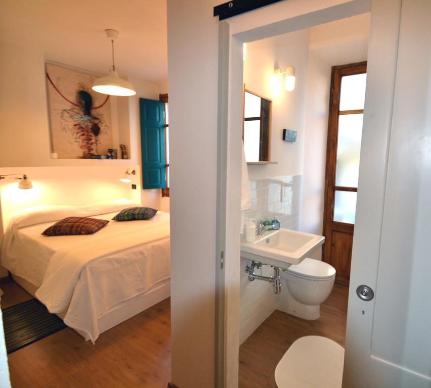 Il Bandito Re Hotel Nuoro  Ngoại thất bức ảnh