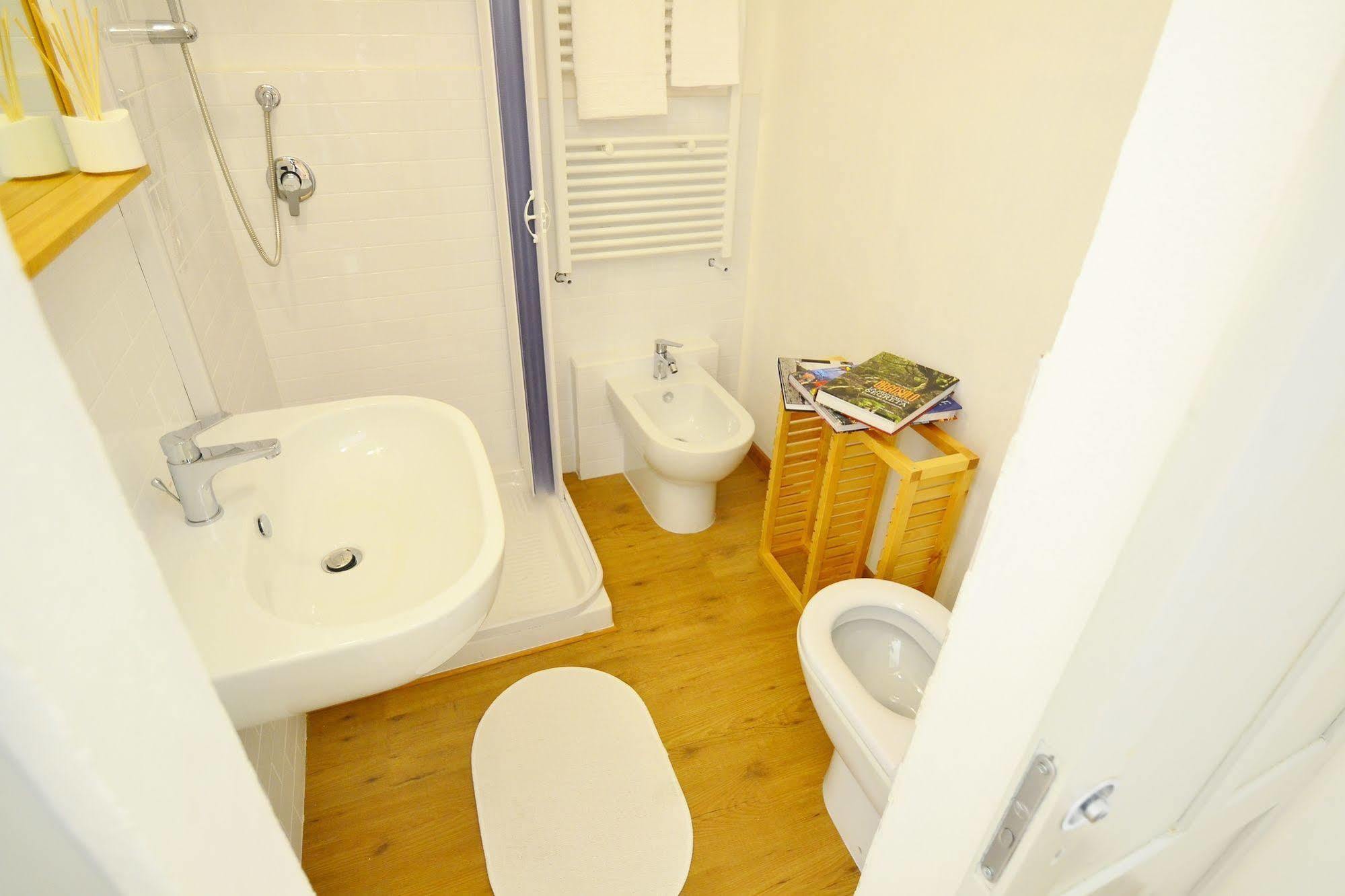 Il Bandito Re Hotel Nuoro  Ngoại thất bức ảnh
